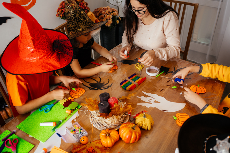 Halloween Arts & Crafts
