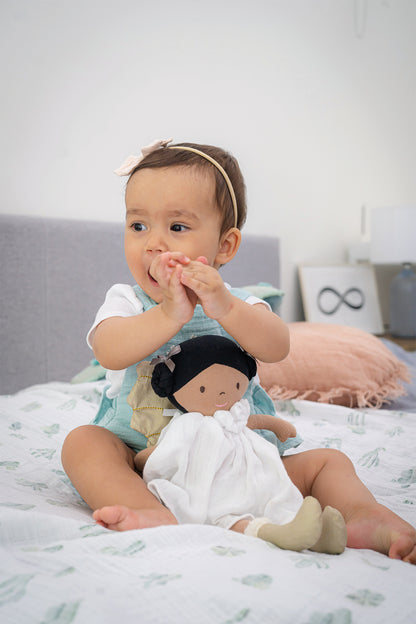 Aurora Doll with Dark Skin Tone (4)