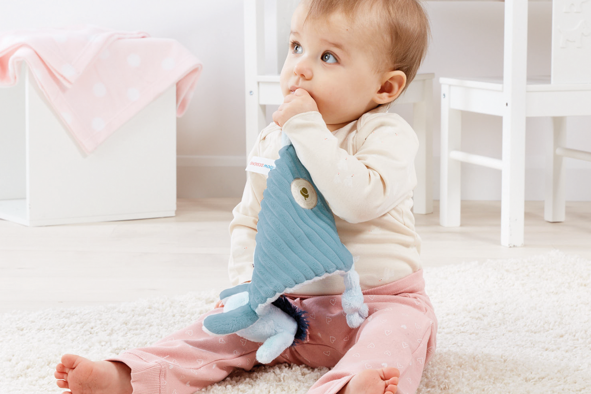 Disney Winnie the Pooh Eeyore Baby Comforter (4)