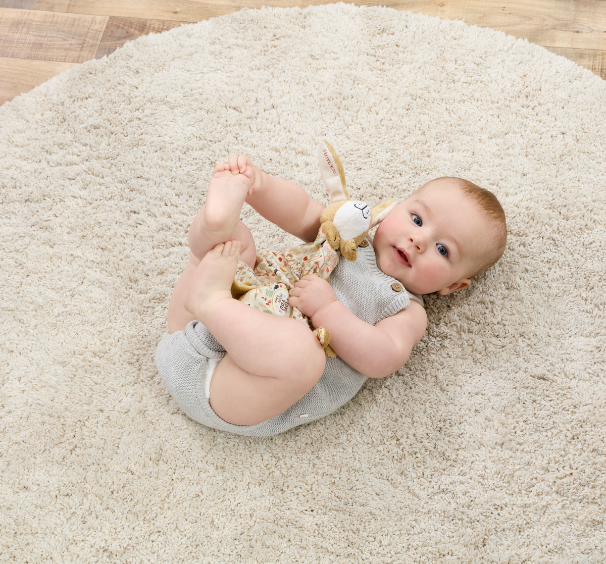 Guess How Much I Love You Baby Comforter (5)
