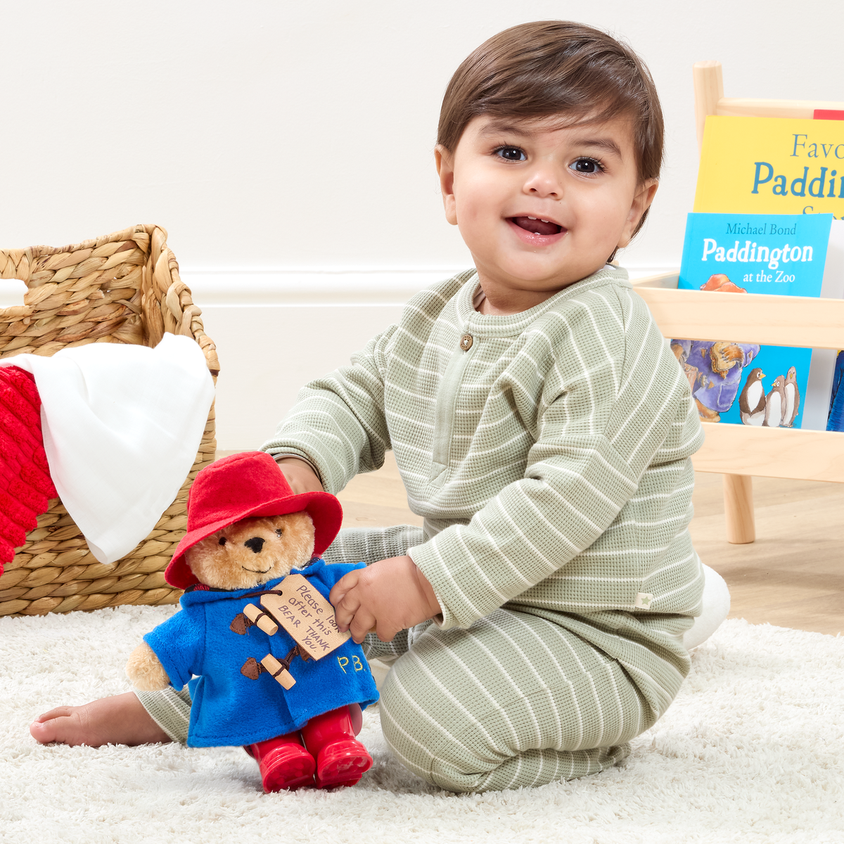 Paddington Bear Classic Soft Toy with Boots (11)