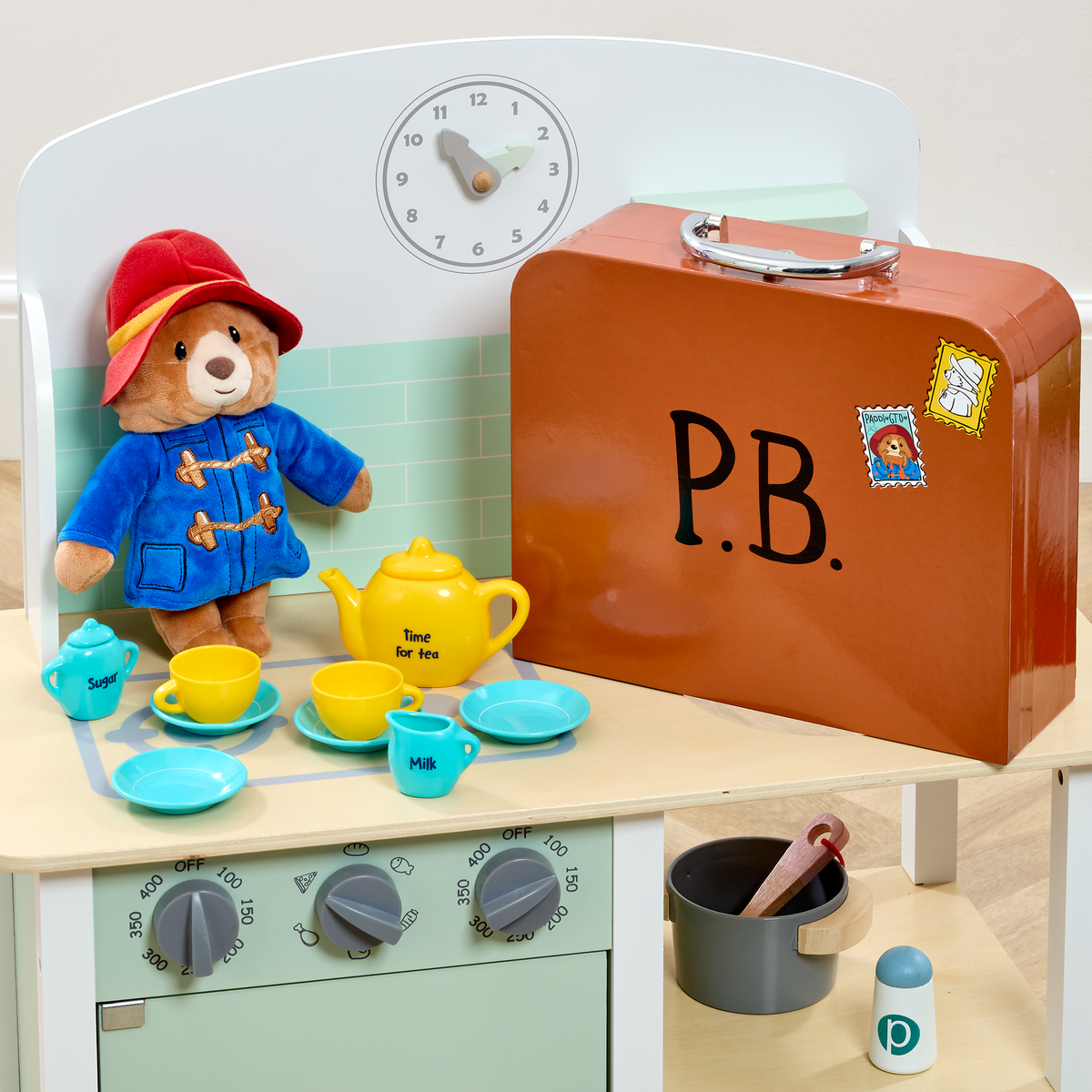 Paddington Tea Set (4)