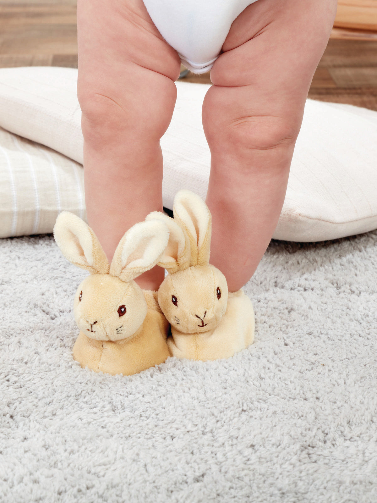 Peter Rabbit Baby's First Booties Set (4)